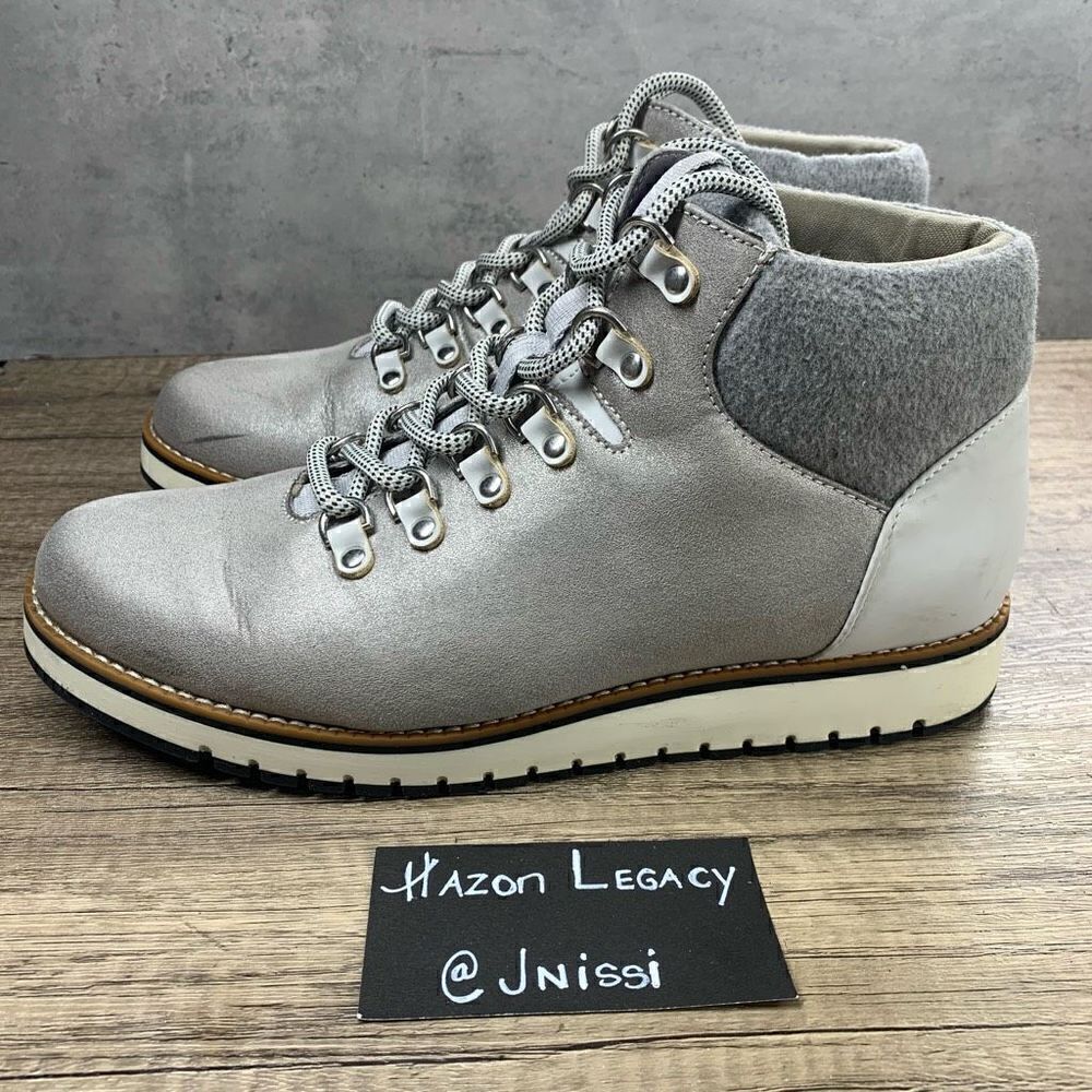 ‎White Mountain~Women’s~”Clifton”~Gray Ankle Boots~Size 11M